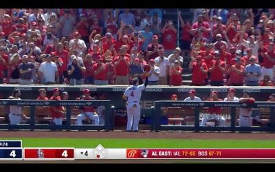 Yadier Molina hits TWO home runs in a game!!