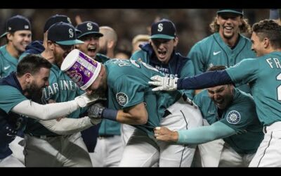 DROUGHT ENDED!! Mariners walk it off to clinch first postseason birth in 21 years!