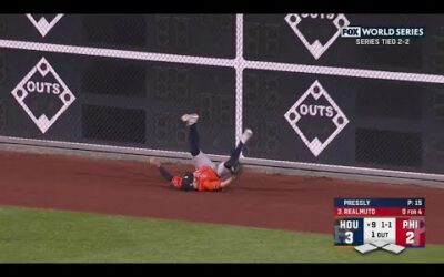 Chas McCormick’s INSANE catch to preserve the win for the Astros in World Series Game 5!!