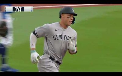 Aaron Judge SMASHES a ball the other way for a 1st-inning bomb!