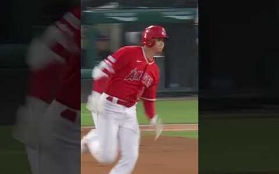 Shohei Ohtani not only leads MLB in homers, but also in triples!