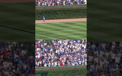 Cody Bellinger shows off his opposite field power! 💪