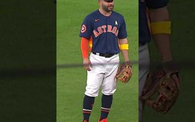 Jose Altuve: Confirmed Swiftie.