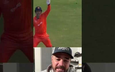 Bowler thanks fielder for error