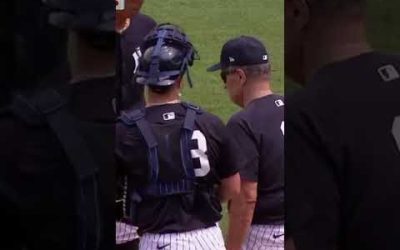 There’s always room for a Hall of Famer on a mound visit.