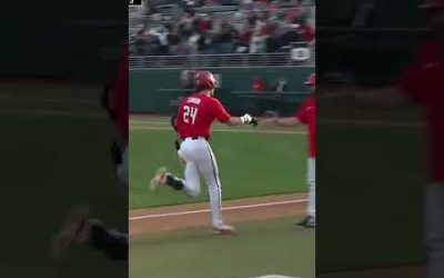 UGA’s Charlie Condon (MLB.com’s No. 4 Draft prospect) hits his THIRD HR of the day 💥 (🎥 : @ESPN)