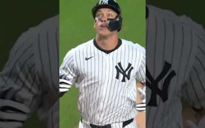 Aaron Judge brings the Yankee Stadium crowd to its feet for the first time this season!