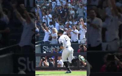 Aaron Judge gets the Yankee Stadium crowd on its feet with No. 53 🧑‍⚖️