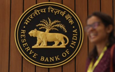 Reserve Bank of India Urges Banks to Avoid Large Short Bets as Rupee Nears Record Low