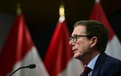 Canadian bank leaders see struggles for the Canadian economy