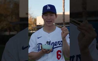 Before the #TokyoSeries, we put the Cubs and Dodgers chopstick skills to the test 🥢